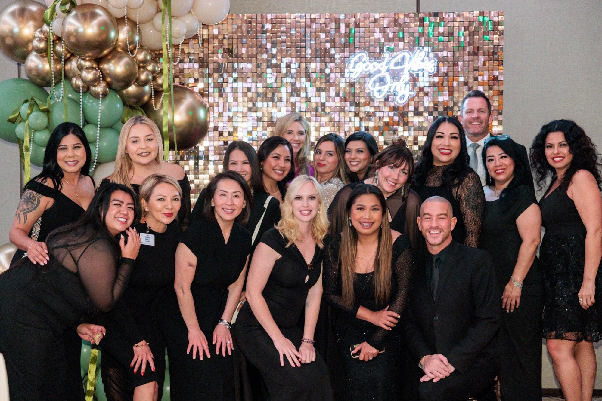 carousel-hero-element image-14